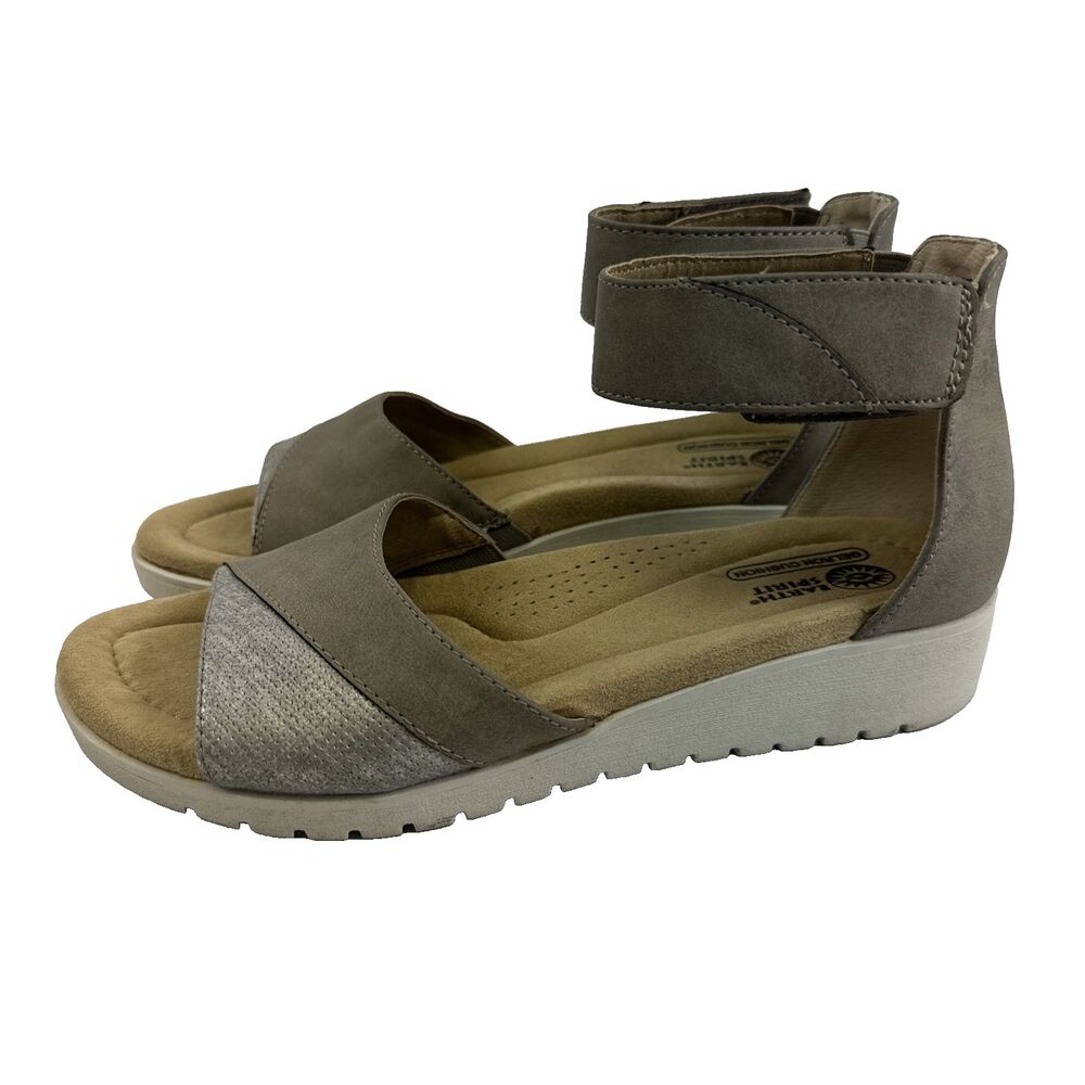 Earth Spirit Gelron Cushion Sandal Low Wedge Ankle Strap Faux Leather Womens 7.5